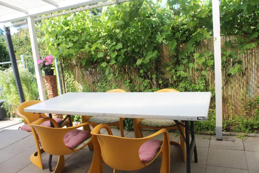 Kleines Haeuschen Am Garten In Darmstadt Zewnętrze zdjęcie